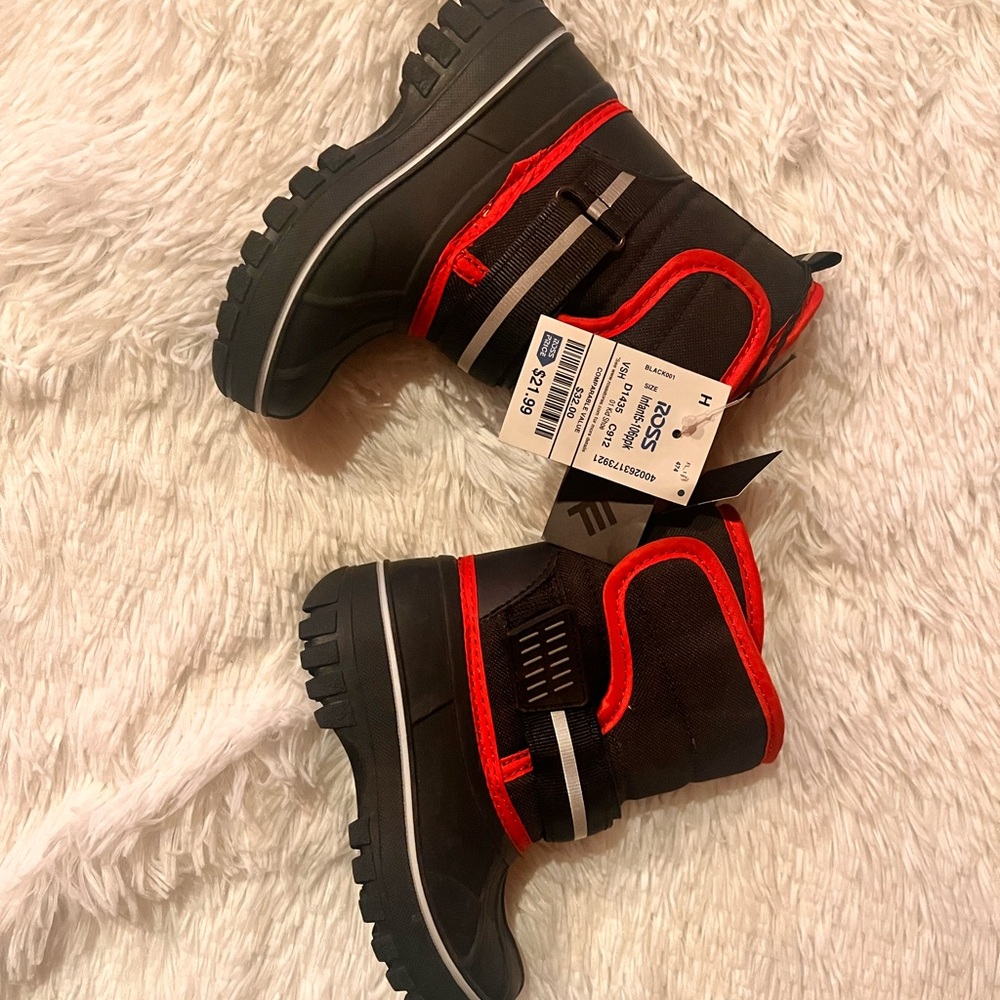 London Fog Toddler Winter Boots.